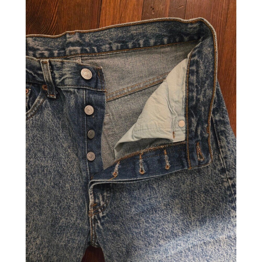 Vintage 80s Levi’s 501 Red Tag Made in USA Acid Wash Jeans 31x32 Women’s - Picture 8 of 12
